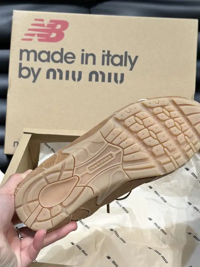 hype Miu Miu Casual Shoes