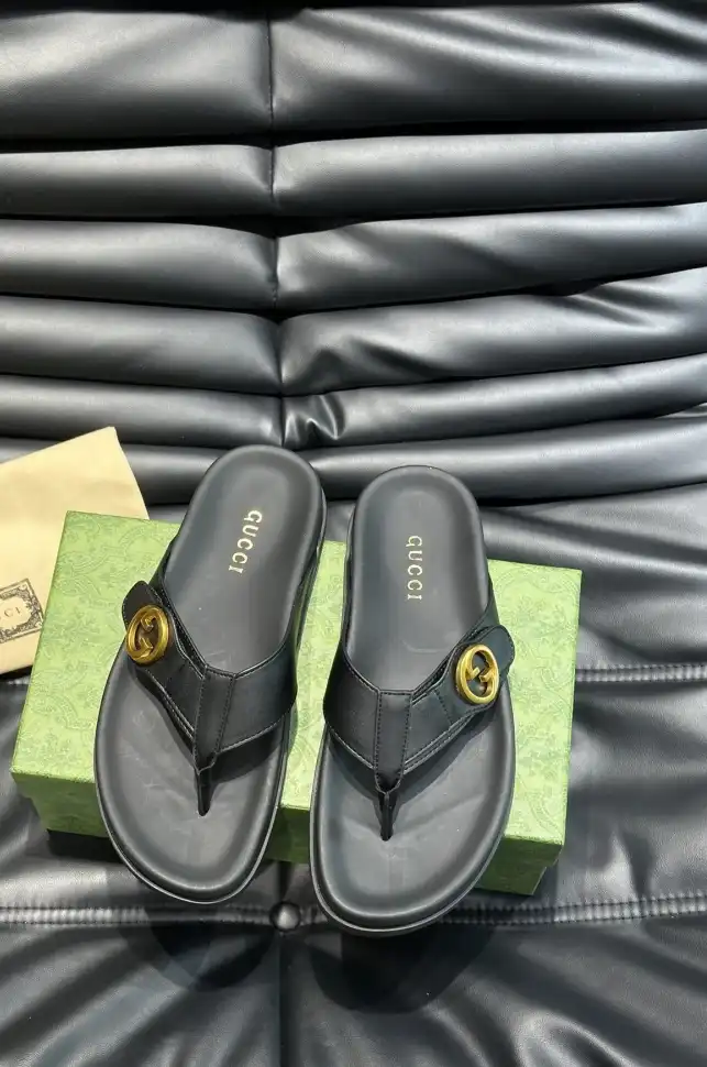 hype Gucci Slippers