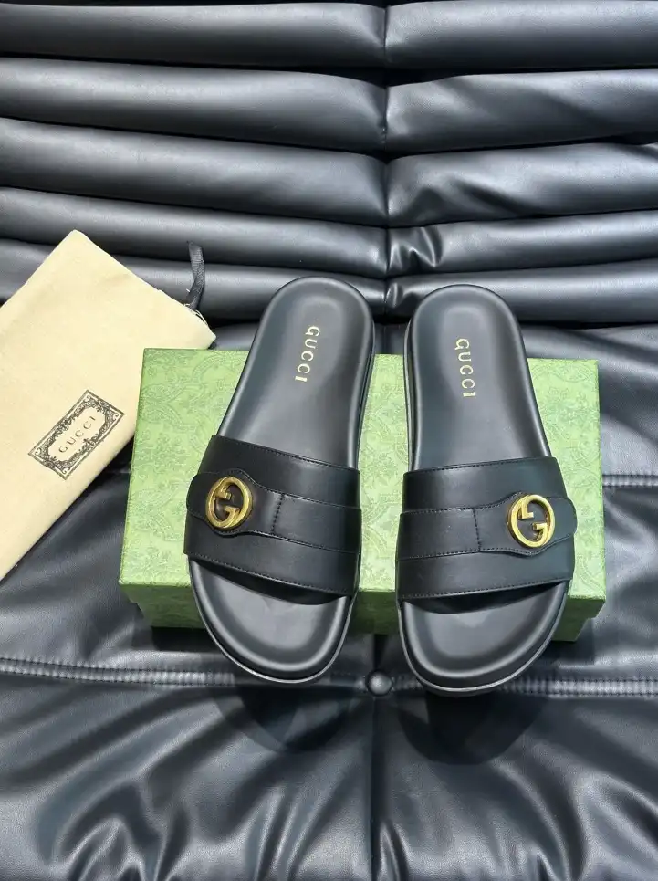 hype Gucci Slippers