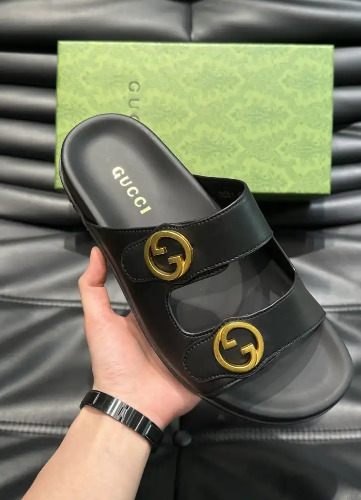 hype Gucci Slippers