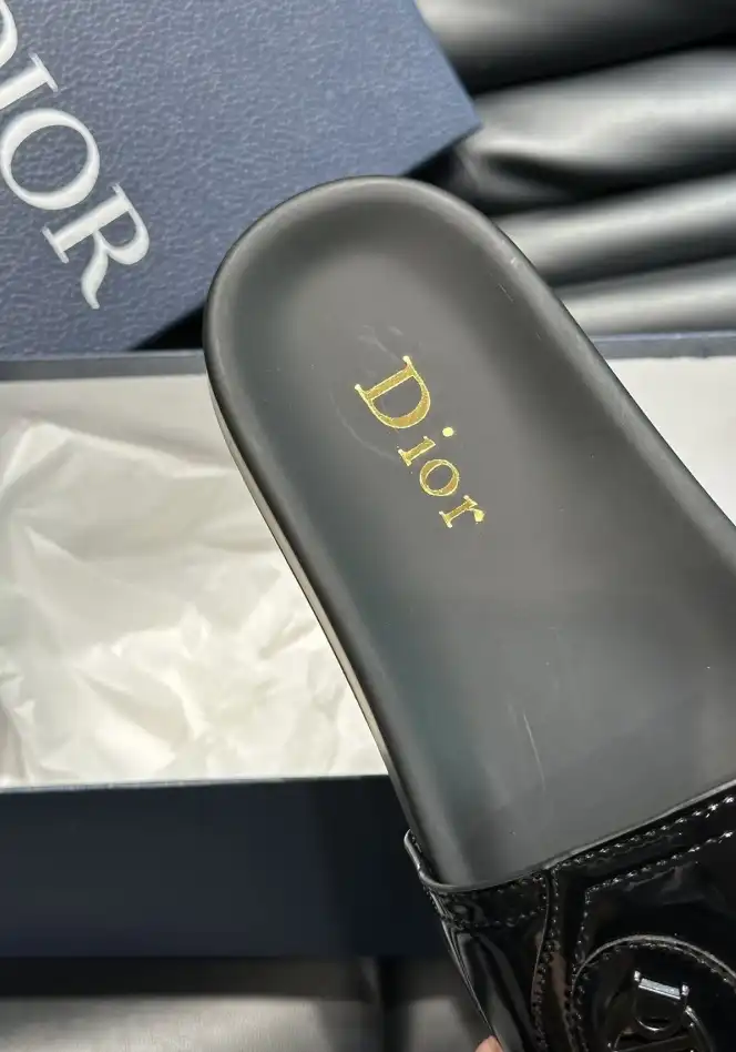 hype Christian Dior Slippers