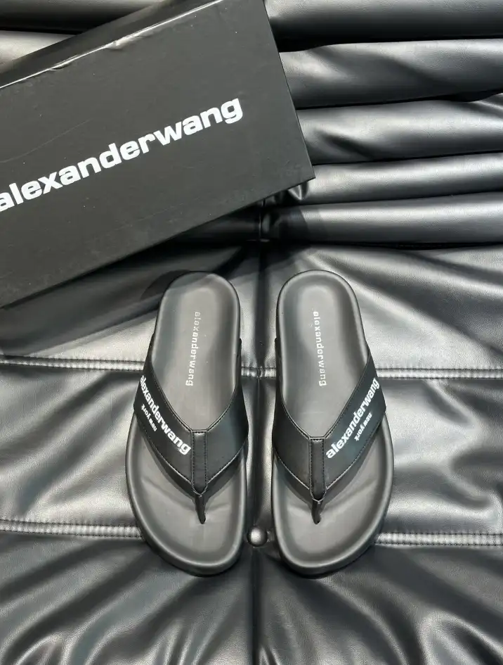 hype Alexander Wang Slippers