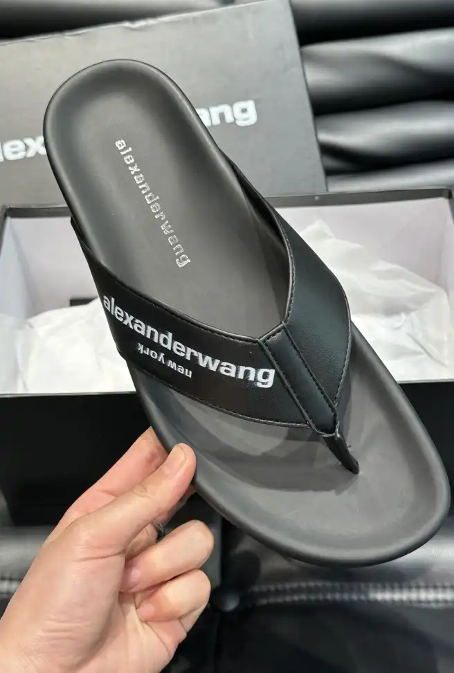 hype Alexander Wang Slippers