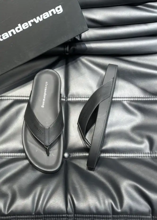 hype Alexander Wang Slippers