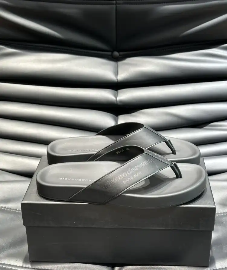 hype Alexander Wang Slippers