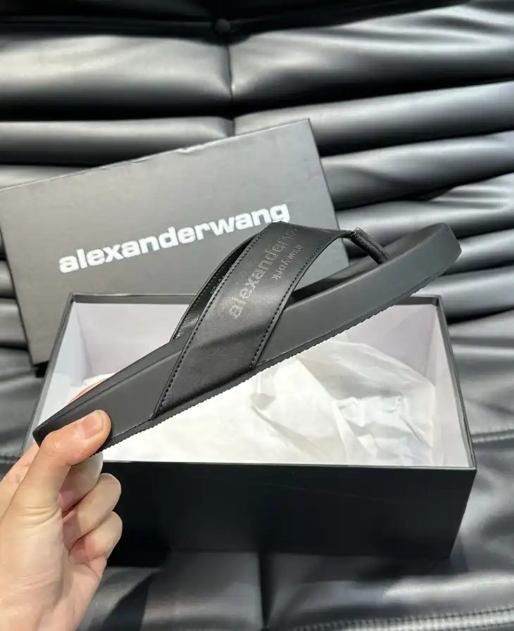 hype Alexander Wang Slippers