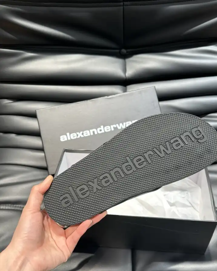 hype Alexander Wang Slippers