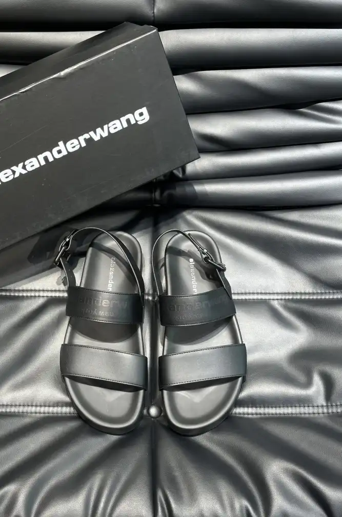 hype Alexander Wang Slippers