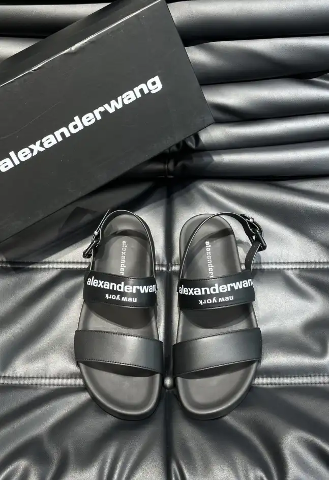 hype Alexander Wang Slippers