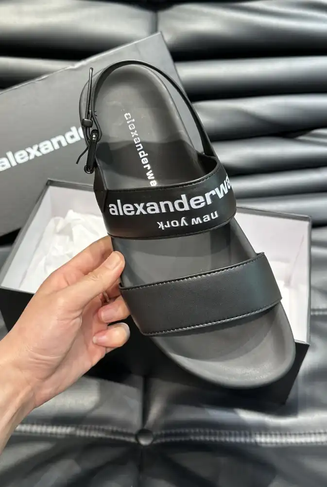 hype Alexander Wang Slippers