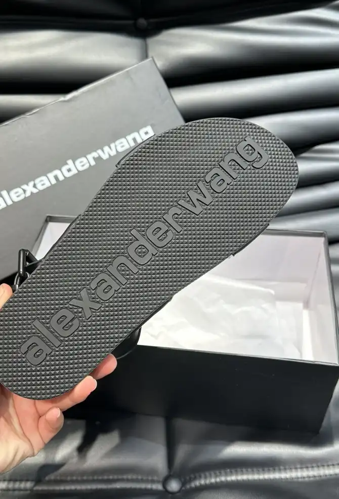 hype Alexander Wang Slippers