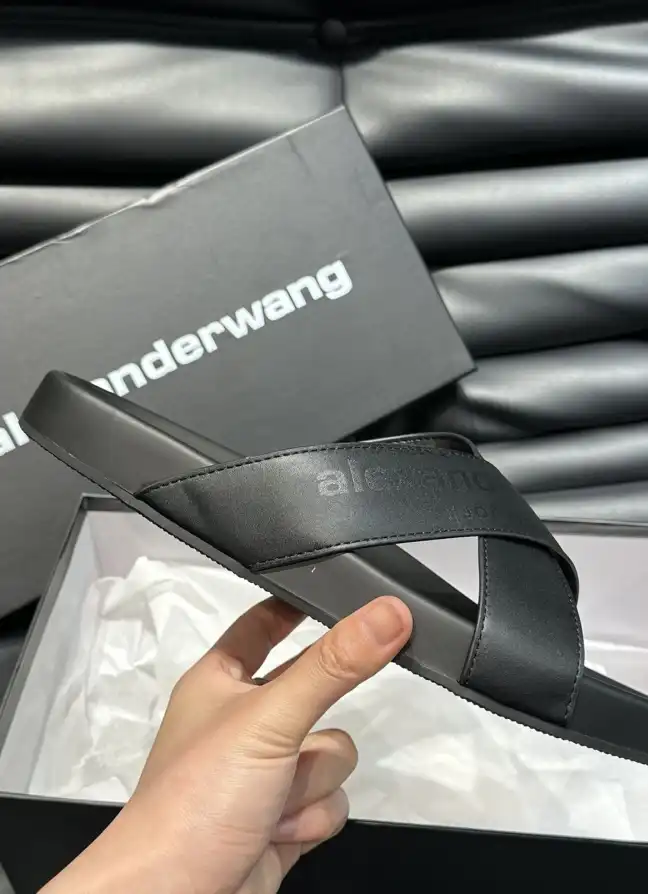 hype Alexander Wang Slippers