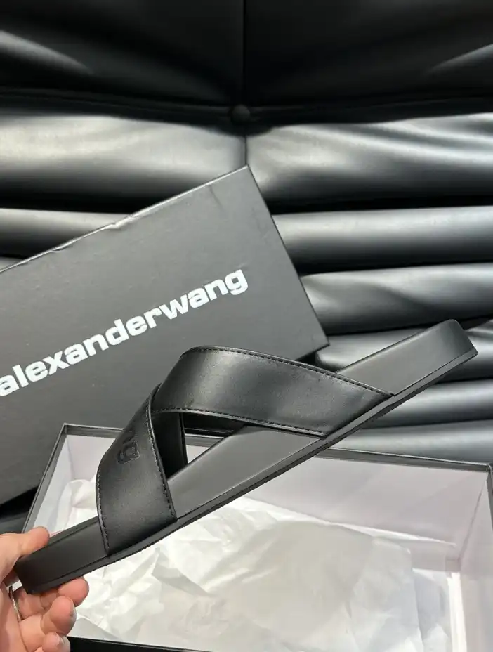 hype Alexander Wang Slippers