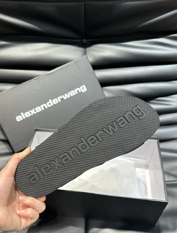 hype Alexander Wang Slippers