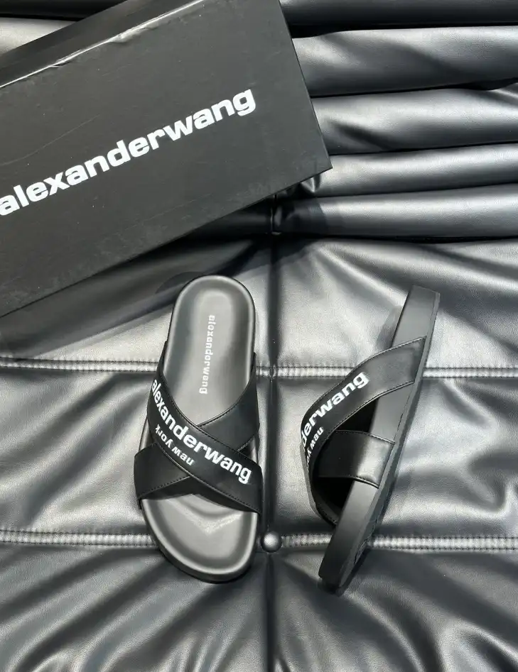 hype Alexander Wang Slippers