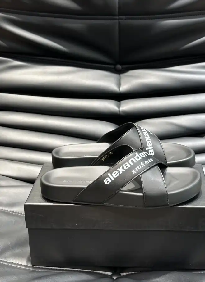 hype Alexander Wang Slippers