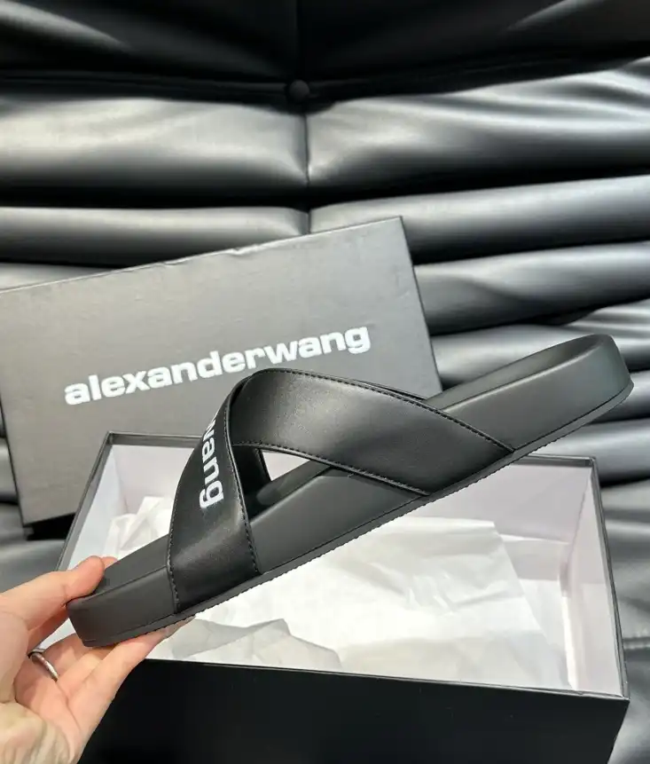 hype Alexander Wang Slippers