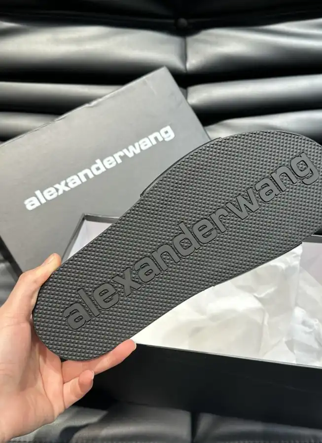 hype Alexander Wang Slippers