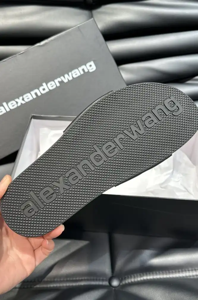 hype Alexander Wang Slippers