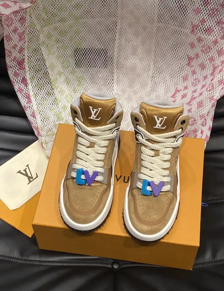 hype Louis Vuitton Sneakers