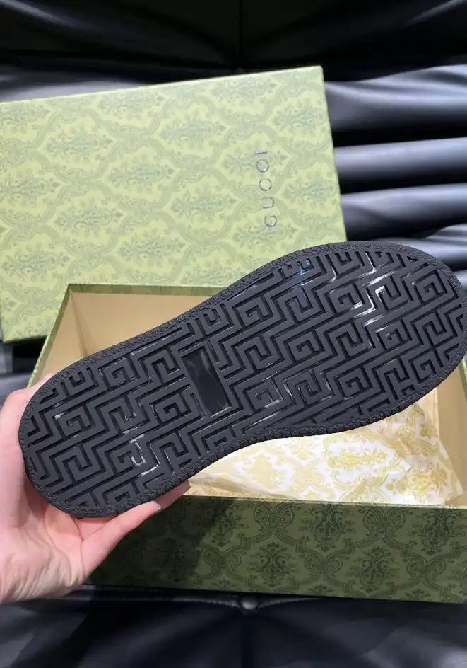 hype Gucci Sneakers