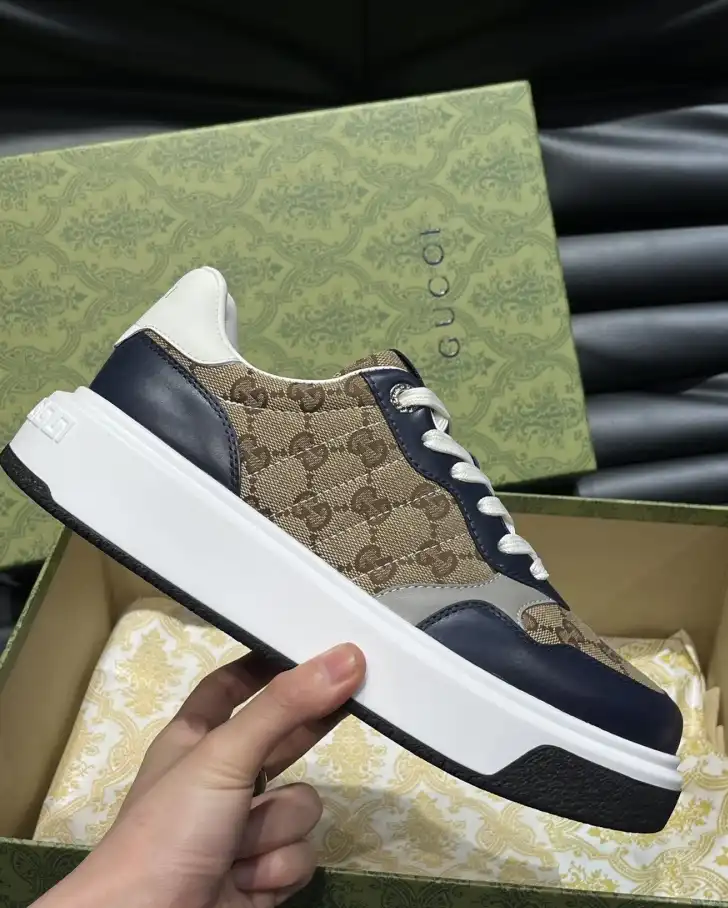 hype Gucci Sneakers