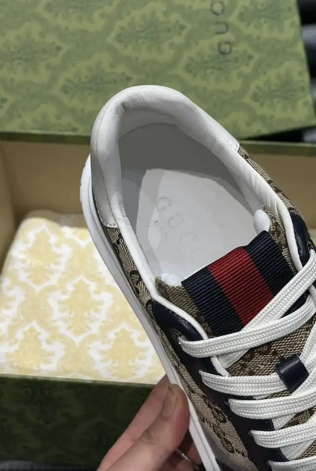 hype Gucci Sneakers