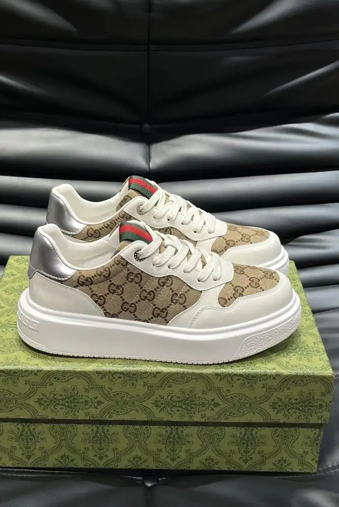 hype Gucci Sneakers