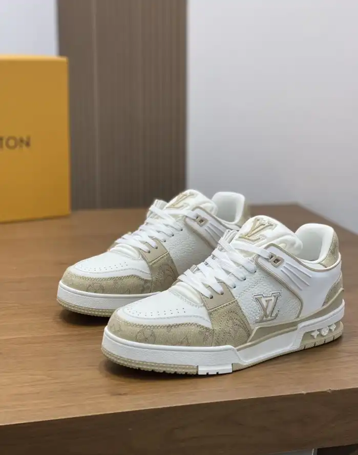 hype Louis Vuitton Sneakers