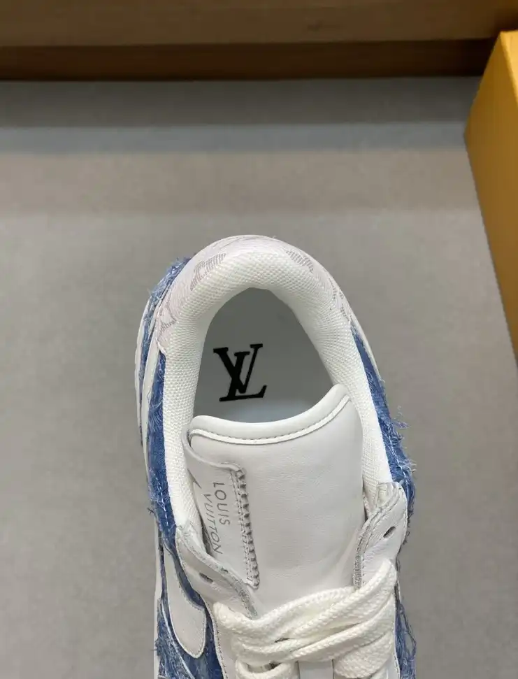 hype Louis Vuitton Sneakers