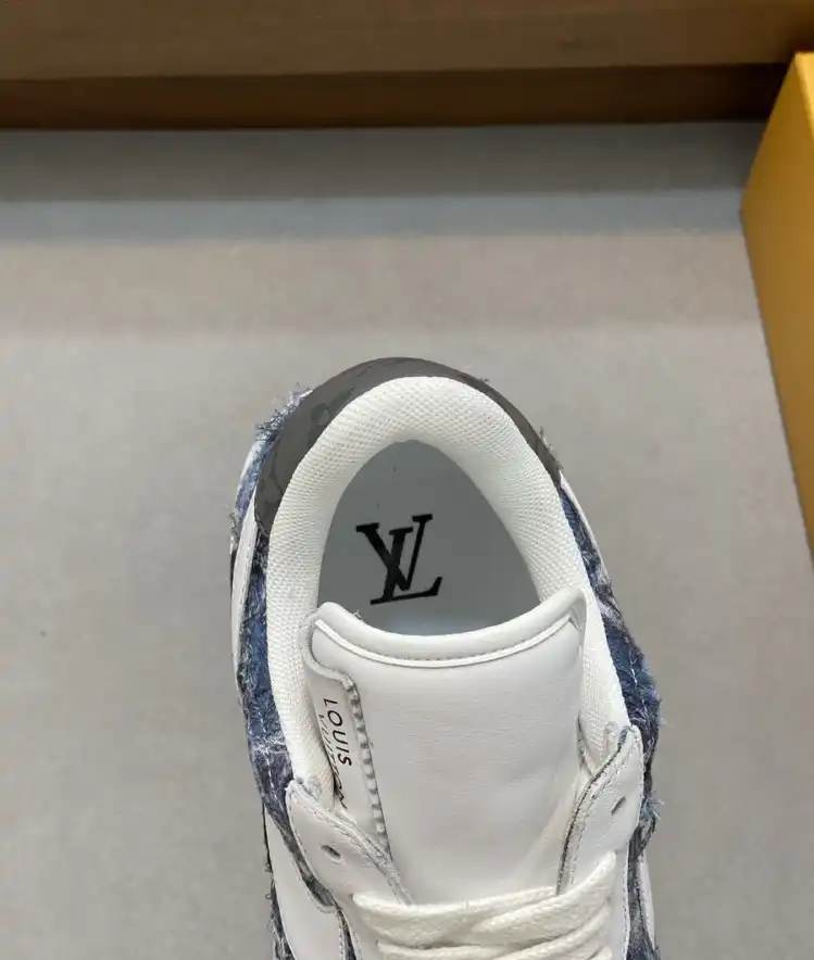 hype Louis Vuitton Sneakers