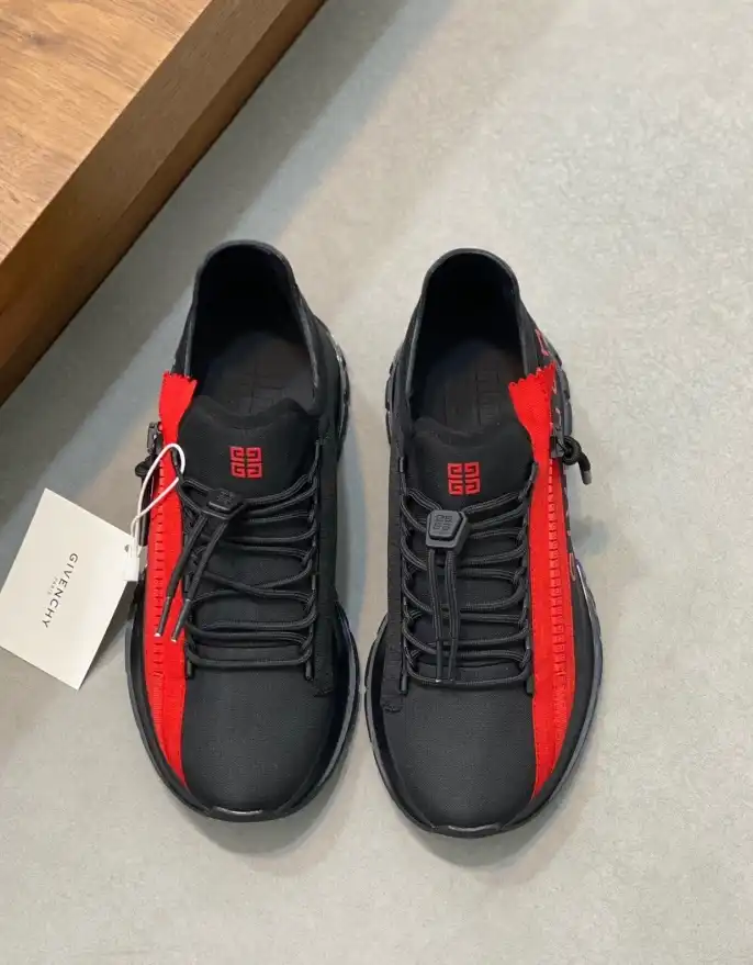 hype Givenchy Sneakers