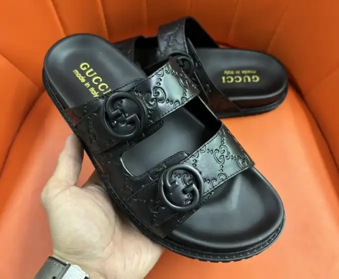 hype Gucci Slippers