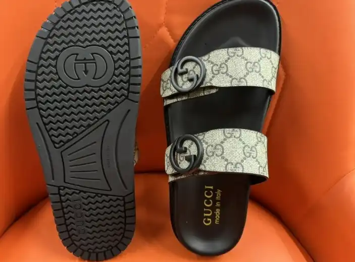 hype Gucci Slippers