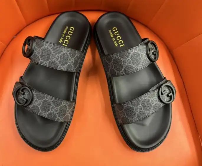 hype Gucci Slippers