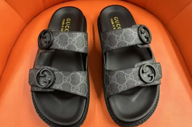 hype Gucci Slippers