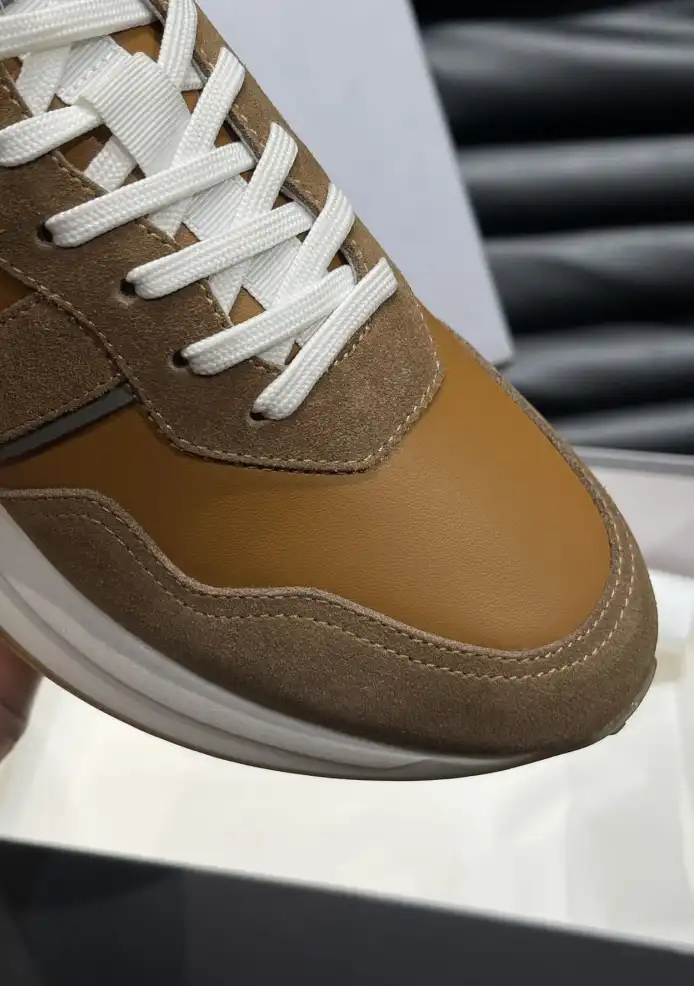 hype Hermes Sneakers