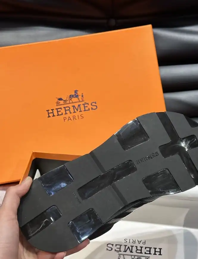 hype Hermes Sneakers