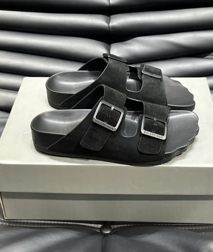 hype Balenciaga Slippers