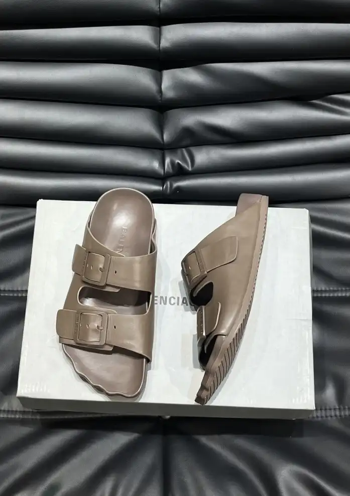 hype Balenciaga Slippers