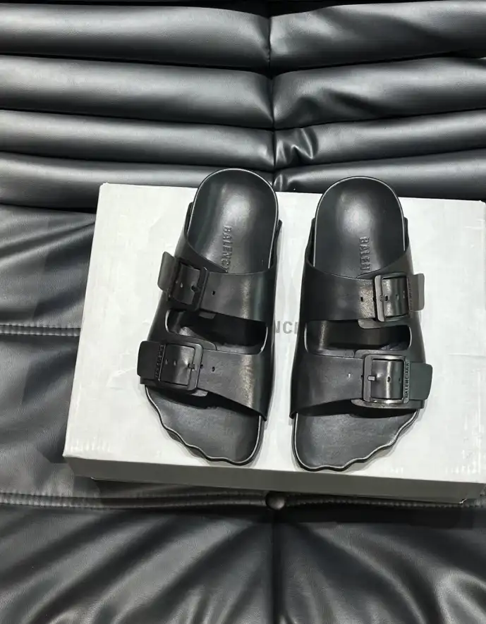 hype Balenciaga Slippers