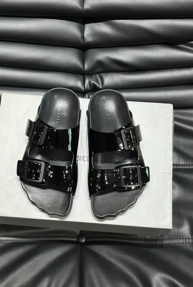 hype Balenciaga Slippers