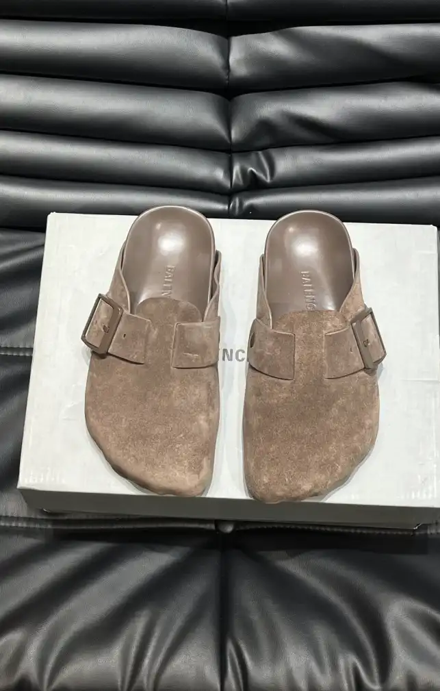 hype Balenciaga Slippers