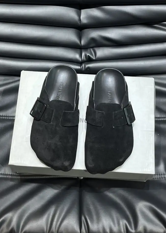 hype Balenciaga Slippers