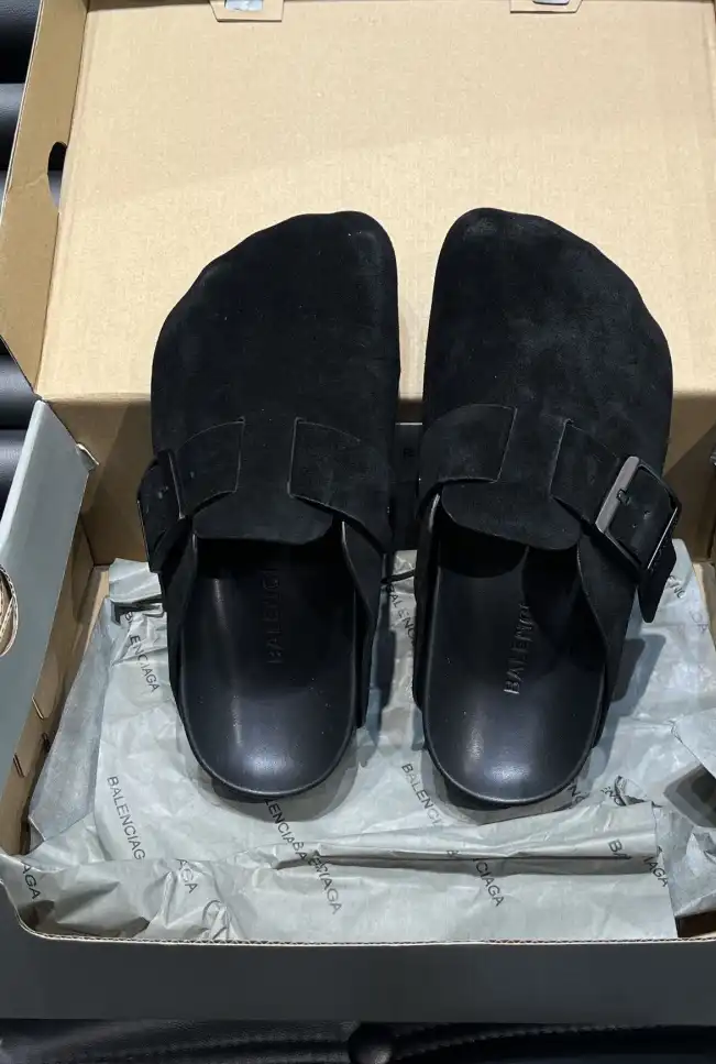 hype Balenciaga Slippers