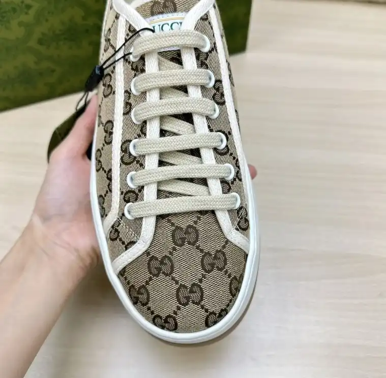 hype Gucci Sneakers