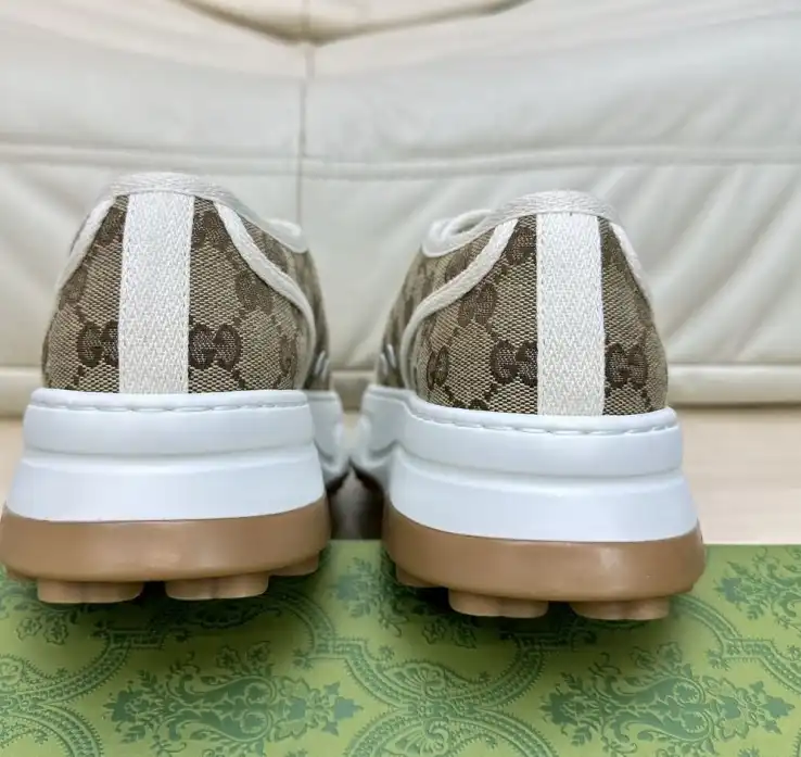 hype Gucci Sneakers