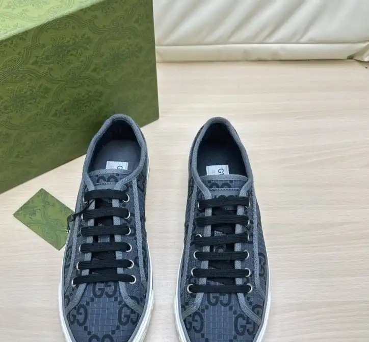 hype Gucci Sneakers