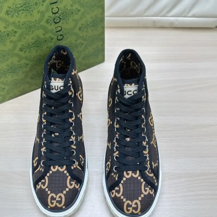 hype Gucci Sneakers