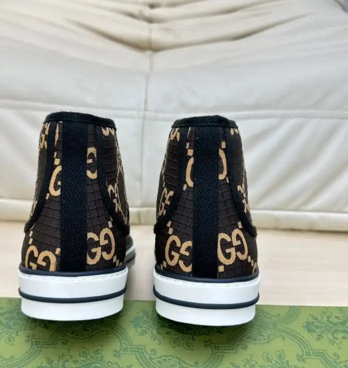 hype Gucci Sneakers